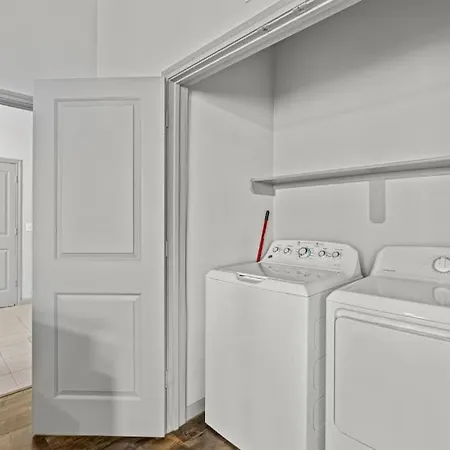 Apartamento Austin Luxury 2Br 2B With Pool & Free Parking Exterior foto