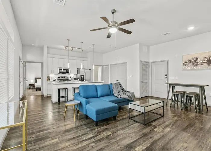Austin Luxury 2Br 2B With Pool & Free Parking