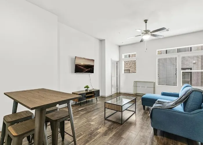 Austin Luxury 2Br 2B With Pool & Free Parking
