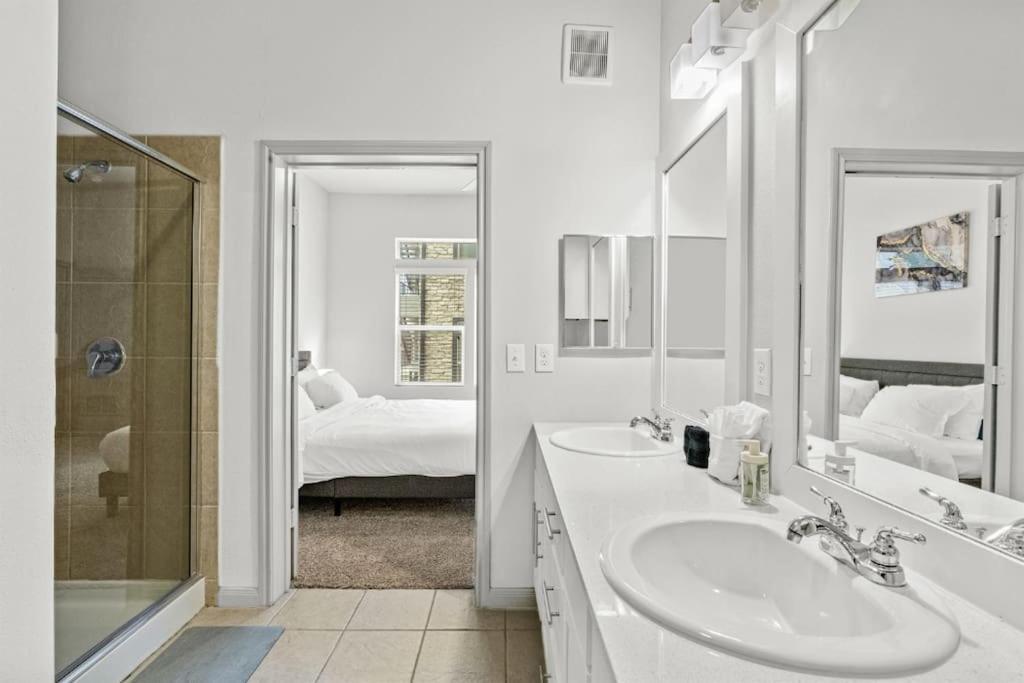 Apartamento Luxury 2br 2b With Pool & Free Parking Austin