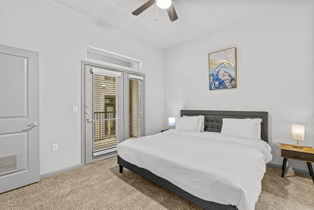 Apartment Luxury 2br 2b With Pool & Free Parking *